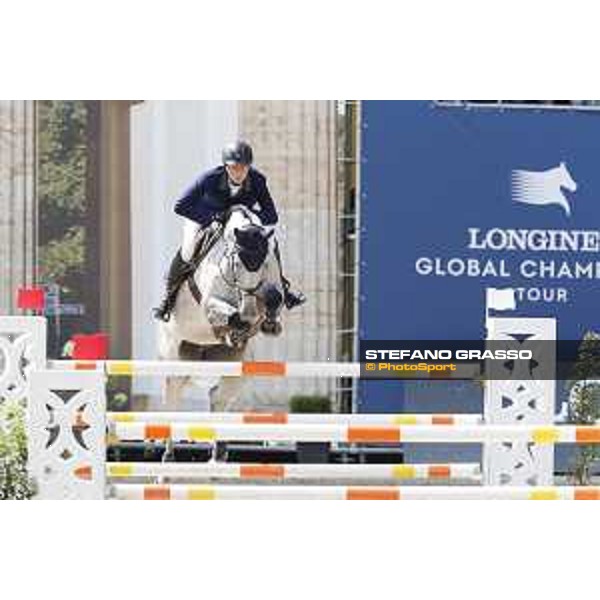 LGCT of Berlin - Class 1 - Martin Fuchs (SUI) on Chica B Z - Berlin, Sommergarten, 27 July 2018 - ph.Stefano Grasso/LGCT