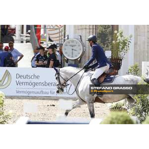 LGCT of Berlin - Class 1 - Martin Fuchs (SUI) on Chica B Z - Berlin, Sommergarten, 27 July 2018 - ph.Stefano Grasso/LGCT