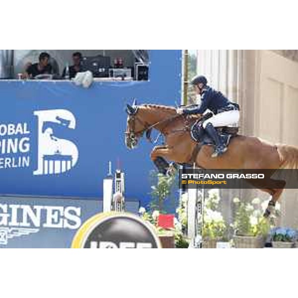LGCT of Berlin - Class 1 - Roger Yves Bost (FRA) on Vino D\'Espinet - Berlin, Sommergarten, 27 July 2018 - ph.Stefano Grasso/LGCT