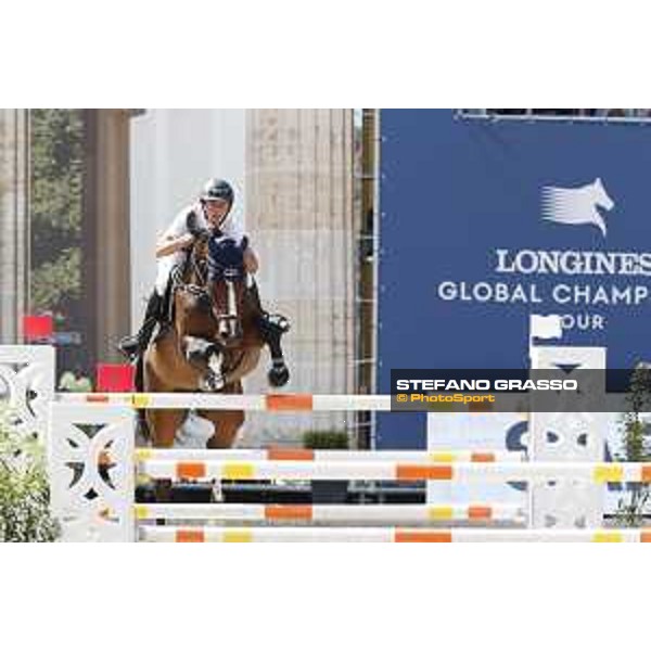 LGCT of Berlin - Class 1 - Bertram Allen (IRL) on Calafrieda - Berlin, Sommergarten, 27 July 2018 - ph.Stefano Grasso/LGCT