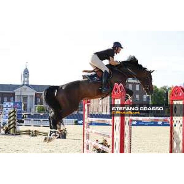 LGCT of London - Warm up - Darragh Kenny on Balou de Reventon - London, , 2 August 2018 - ph.Stefano Grasso/LGCT