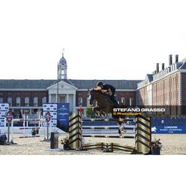 LGCT of London - Warm up - Lorenzo de Luca on Halifax van het Kluizebos - London, , 2 August 2018 - ph.Stefano Grasso/LGCT