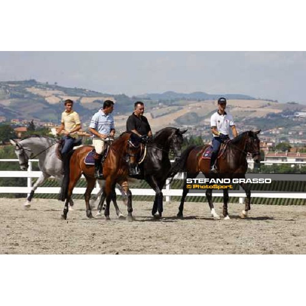 Piergiorgio Bucci, Giuseppe d\' Onofrio, Mirco Casadei and Emilio Bicocchi warming up at San Patrignano San Patrignano, 18th july 2008 ph. Stefano Grasso