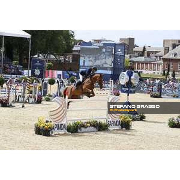 LGCT of London - Class 9 - Julien Epaillard (FRA) on Usual Suspect d?Auge - London, Royal Hospital Chelsea, 4 August 2018 - ph.Stefano Grasso/LGCT