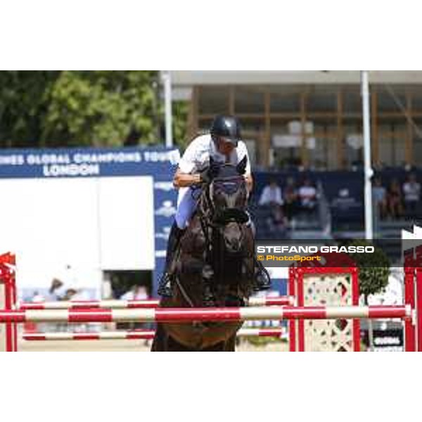 LGCT of London - Class 1 - Michael Whitaker (GBR) on Ambra - London, Royal Hospital Chelsea, 5 August 2018 - ph.Mario Grassia/LGCT