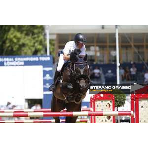 LGCT of London - Class 1 - Michael Whitaker (GBR) on Ambra - London, Royal Hospital Chelsea, 5 August 2018 - ph.Mario Grassia/LGCT