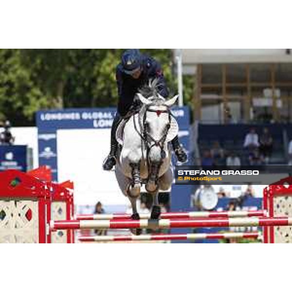 LGCT of London - Class 1 - Lorenzo de Luca (ITA) on Cynar VA - London, Royal Hospital Chelsea, 5 August 2018 - ph.Mario Grassia/LGCT
