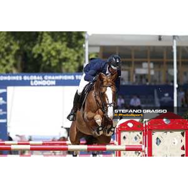 LGCT of London - Class 1 - Julien Epaillard (FRA) on Sephora Sonzeenne - London, Royal Hospital Chelsea, 5 August 2018 - ph.Mario Grassia/LGCT
