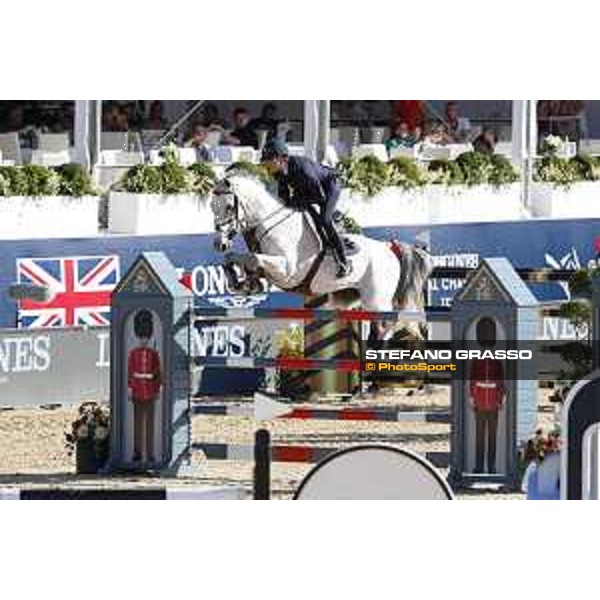 LGCT of London - Class 15 - Lorenzo de Luca (ITA) on Cynar VA - London, Royal Hospital Chelsea, 5 August 2018 - ph.Stefano Grasso/LGCT