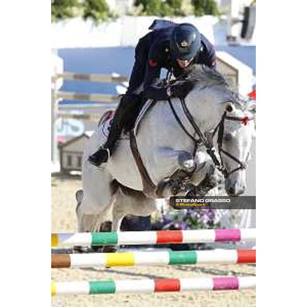 LGCT of London - Class 15 - Lorenzo de Luca (ITA) on Cynar VA - London, Royal Hospital Chelsea, 5 August 2018 - ph.Stefano Grasso/LGCT