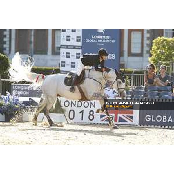 LGCT of London - Class 15 - Maikel Van Der Vleuten (NED) on Dana Blue - London, Royal Hospital Chelsea, 5 August 2018 - ph.Stefano Grasso/LGCT