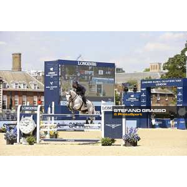 LGCT of London - Class 4 - Lorenzo de Luca (ITA) on Cynar VA - London, Royal Hospital Chelsea, 3 August 2018 - ph.Mario Grassia/LGCT