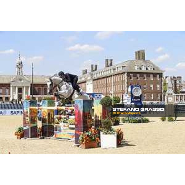 LGCT of London - Class 4 - Lorenzo de Luca (ITA) on Cynar VA - London, Royal Hospital Chelsea, 3 August 2018 - ph.Mario Grassia/LGCT