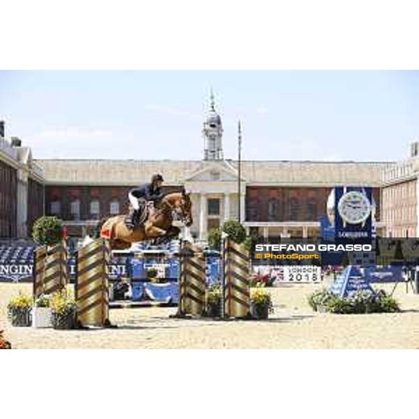 LGCT of London - Class 4 - Jane Richard Philips (SUI) on Izmir van de Bayenne - London, Royal Hospital Chelsea, 3 August 2018 - ph.Mario Grassia/LGCT