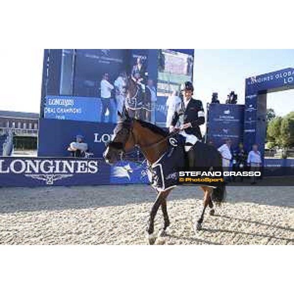 LGCT of London - Class 15 - Prize giving ceremony - Harrie Smolders (NED) on Zinius - London, Royal Hospital Chelsea, 5 August 2018 - ph.Stefano Grasso/LGCT