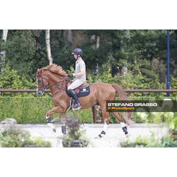 LGCT of Valkenswaard - Warm up - Harrie Smolders (NED) on Emerald - Valkenswaard, Stal Tops, 9 August 2018 - ph.Stefano Grasso/LGCT