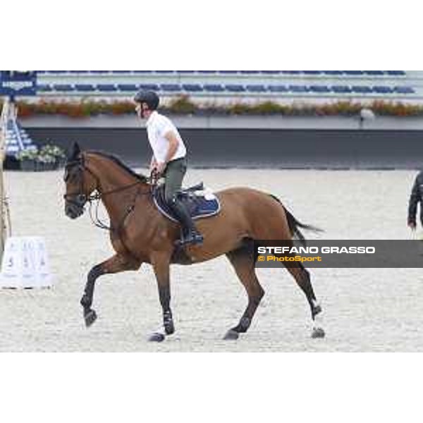 LGCT of Valkenswaard - Warm up - Scott Brash (GBR) on Hello Senator - Valkenswaard, Stal Tops, 9 August 2018 - ph.Stefano Grasso/LGCT