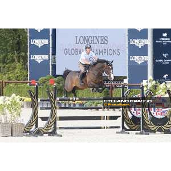 LGCT of Valkenswaard - Warm up - Michael Whitaker (GBR) on El Wee Widge - Valkenswaard, Stal Tops, 9 August 2018 - ph.Stefano Grasso/LGCT