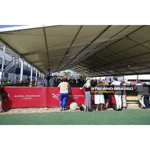 LGCT of London - Crowd at warm up arena - London, Royal Hospital Chelsea, 3 August 2018 - ph.Stefano Grasso/LGCT