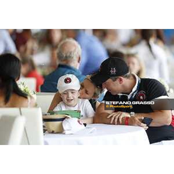 LGCT of London - People - Cian O\'Connor (IRL) and family - London, Royal Hospital Chelsea, 4 August 2018 - ph.Mario Grassia/LGCT