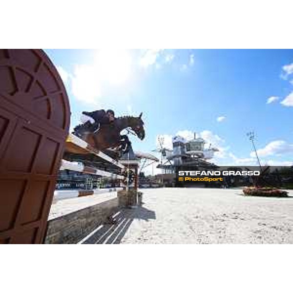 LGCT of Valkenswaard - Class 1 - Roger Yves Bost (FRA) on Tesway de la Batia - Valkenswaard, Stal Tops, 10 August 2018 - ph.Stefano Grasso/LGCT