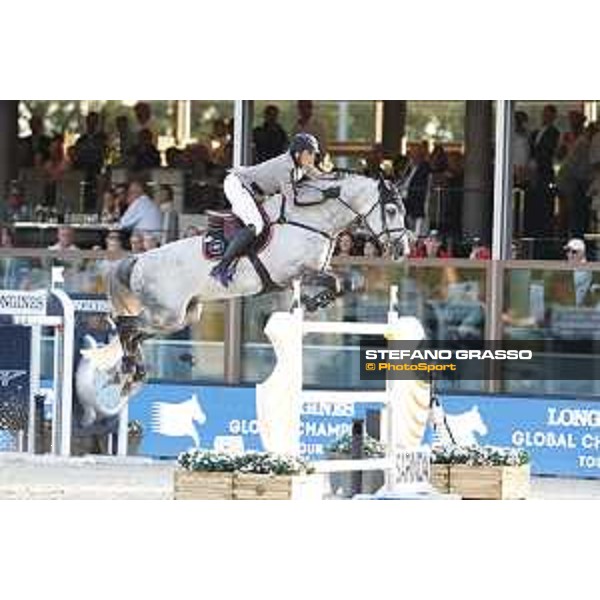 LGCT of Valkenswaard - Grand Prix - Nicola Philippaerts (BEL) on H&M Harley v. Bisschop - Valkenswaard, Stal Tops, 11 August 2018 - ph.Stefano Grasso/LGCT
