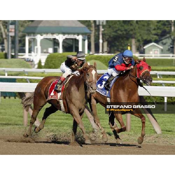 last few meters for Rafael Bejarano on Ginger Punch (black cap) winner of the 61st running of the Personal Ensign beating Jose C. Caraballo on Lemon Drop Mom Saratoga (NY), 22nd august 2008 ph. Stefano Grasso