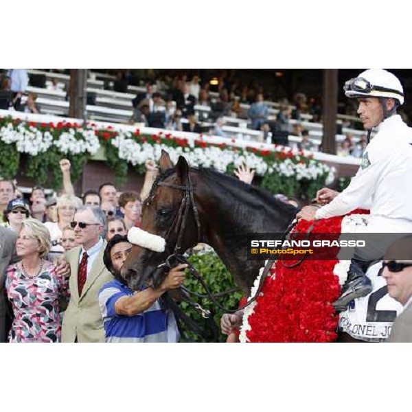 giving prize for Garrett Gomez on Colonel John after winning the 139th running of the Travers presented by Shadwell Farm Saratoga, 23rd august 2008 ph. Stefano Grasso