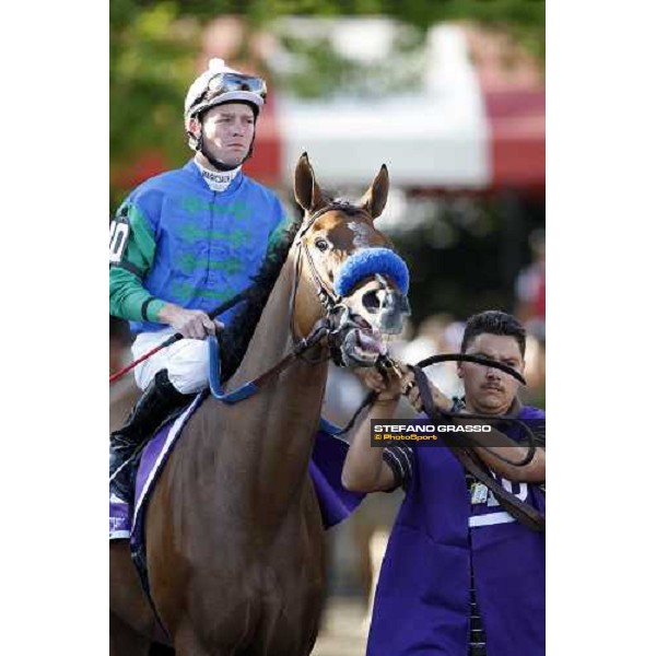 Tyler Baze on Tres Borrachos enters the track before the start of the 139th running of the Travers presented by Shadwell Farm Saratoga, 23rd august 2008 ph. Stefano Grasso