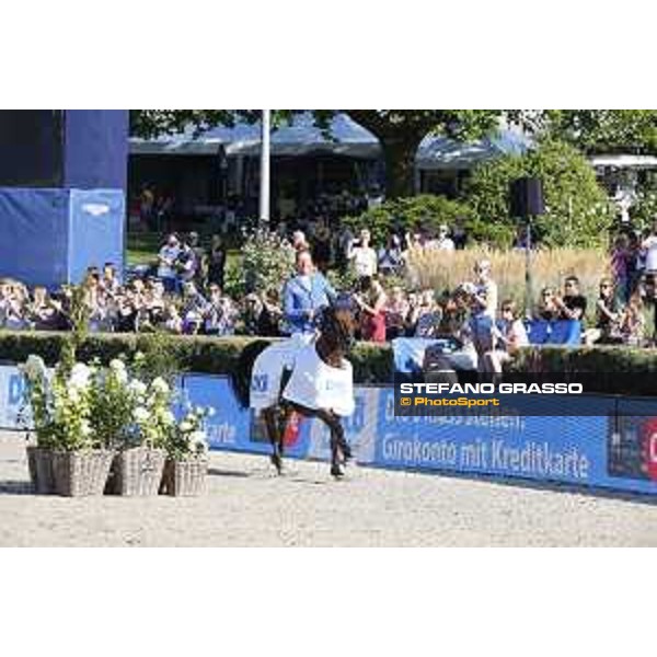 LGCT of Berlin - Class 6 - Prize giving ceremony - Christian Ahlmann (GER) on Ailina - Berlin, Sommergarten, 29 July 2018 - ph.Stefano Grasso/LGCT