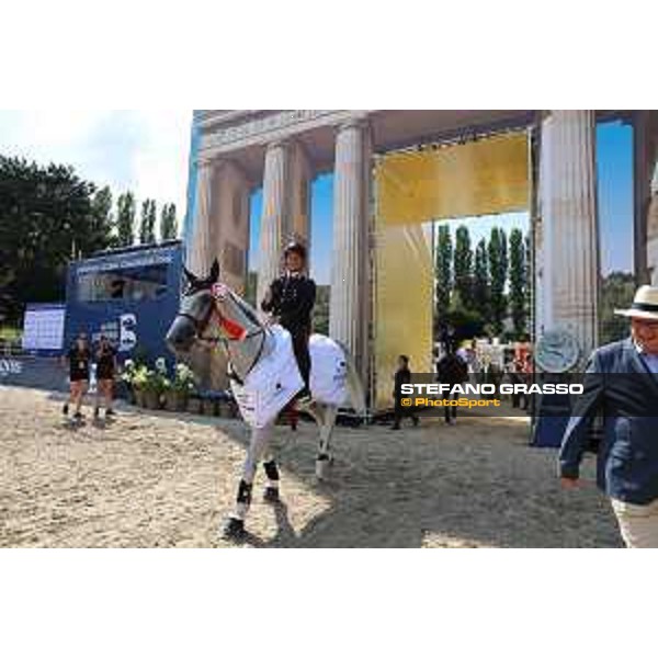 LGCT of Berlin - Class 1 - Prize giving ceremony - Emanuele Gaudiano on Caspar - Berlin, Sommergarten, 27 July 2018 - ph.Stefano Grasso/LGCT