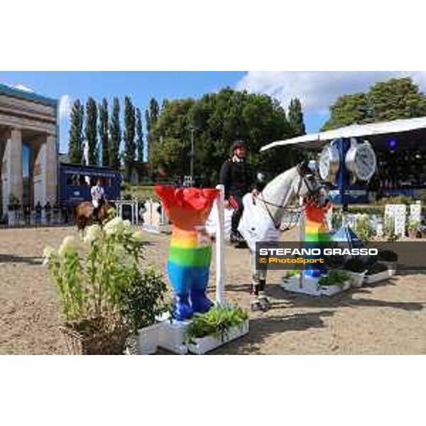 LGCT of Berlin - Class 1 - Prize giving ceremony - Emanuele Gaudiano on Caspar - Berlin, Sommergarten, 27 July 2018 - ph.Stefano Grasso/LGCT