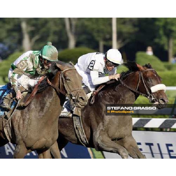 Garrett Gomez on Colonel John (inside) wins the 139th running of the Travers presented by Shadwell Farm, beating Robby Albarado on Mambo in Seattle Saratoga, 23rd august 2008 ph. Stefano Grasso