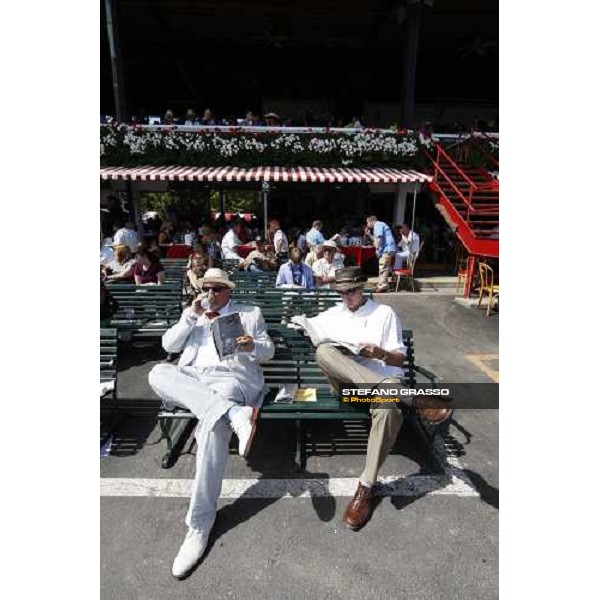 racegoers at Saratoga racetrack Saratoga, 23rd august 2008 ph. Stefano Grasso