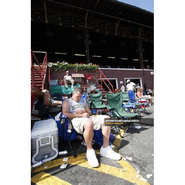 racegoers at Saratoga racetrack Saratoga, 23rd august 2008 ph. Stefano Grasso