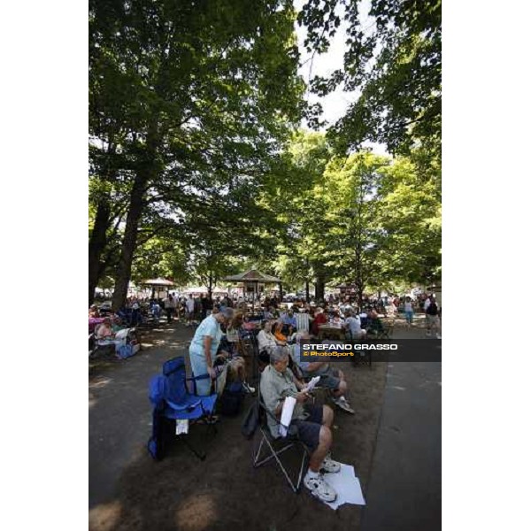 racegoers at Saratoga racetrack Saratoga, 22nd august 2008 ph. Stefano Grasso