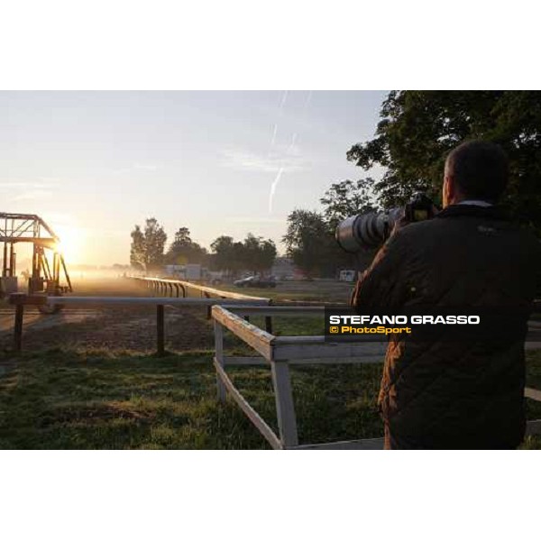 Stefano Grasso shooting the morning worksout at Oklahoma training track Saratoga, 23rd august 2008 ph. Stefano Grasso