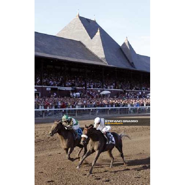 Garrett Gomez on Colonel John (inside) wins the 139th running of the Travers presented by Shadwell Farm, beating Robby Albarado on Mambo in Seattle Saratoga, 23rd august 2008 ph. Stefano Grasso