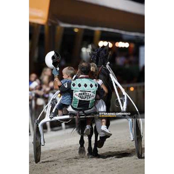 Enrico Bellei parades with his sons after winning the Campionato Europeo with Ghiaccio del Nord Cesena, 6th september 2008 ph. Stefano Grasso