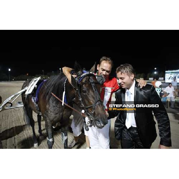 Claud Hollmann and the owner with Ghiaccio del Nord after winning the Campionato Europeo 2008 Cesena, 6th september 2008 ph. Stefano Grasso