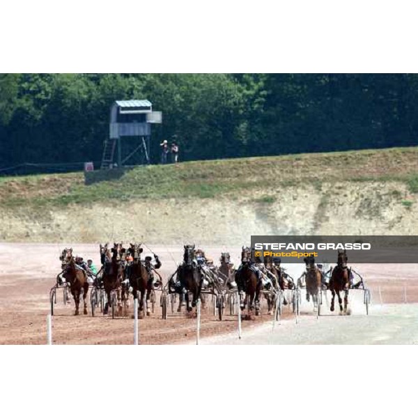 strecht of Grand National du Trot- Hippodrome de Bellevue-La-Foret Laval 9th june 2004 ph.Stefano Grasso