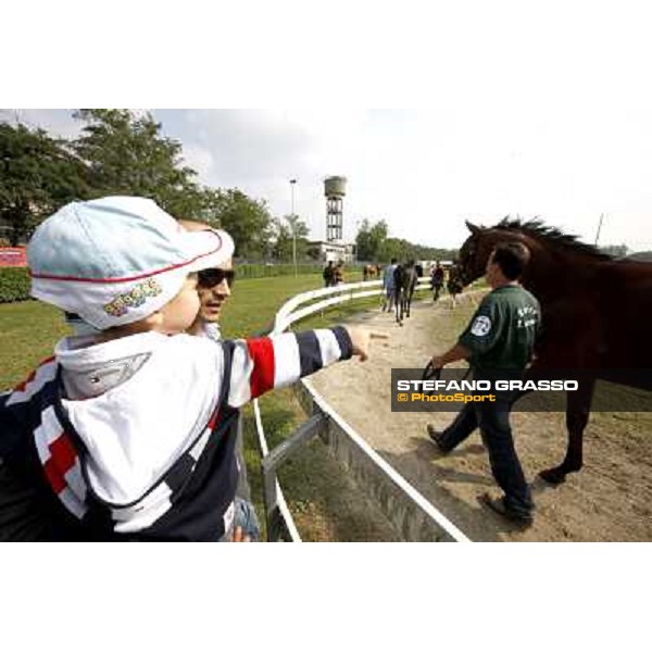 Dario Vargiu with his son Matteo at the Selected Yearlings Sales Settimo Milanese, 19th sept. 2008 ph. Stefano Grasso