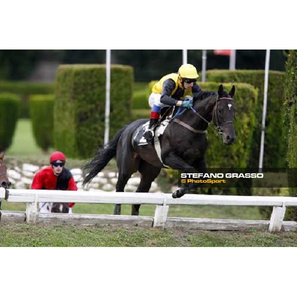 Raffaele Romano on Fatal Mac wins the 64¡ Premio delle Nazioni - Mem. M.Rocca Merano Maia, 26th sept. 2008 ph. Stefano Grasso