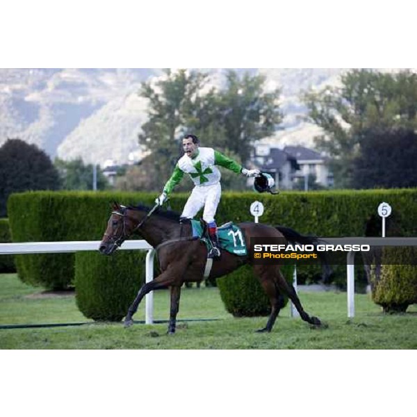Raffaele Romano on Sharstar wins the 69.¡ Gran Premio Merano Forst Merano, 28th sep. 2008 ph. Stefano Grasso