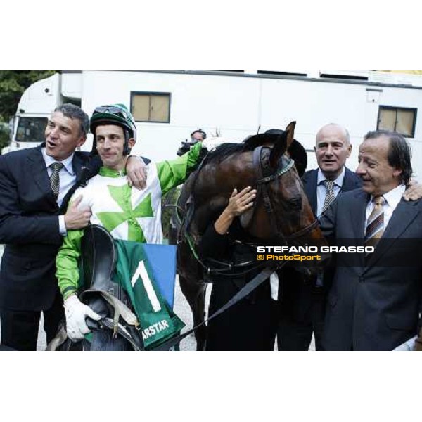 Sharstar\'s connection after winning the 69.¡ Gran Premio Merano Forst Merano, 28th sep. 2008 ph. Stefano Grasso