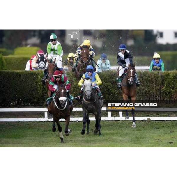L\' As de Pembo leads followed by Duero and Sharstar during a jump in the 69.¡ Gran Premio Merano Forst Merano, 28th sep. 2008 ph. Stefano Grasso