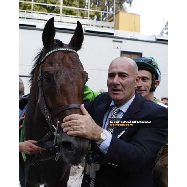 Sharstar and his owner Rodolfo Casieri in the winner circle after winning the 69.¡ Gran Premio Merano Forst Merano, 28th sep. 2008 ph. Stefano Grasso