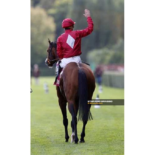 Christophe Soumillon comes back on Paco Boy after winning the Total Prix de la Foret Paris Longchamp, 4th oct. 2008 ph. Stefano Grasso