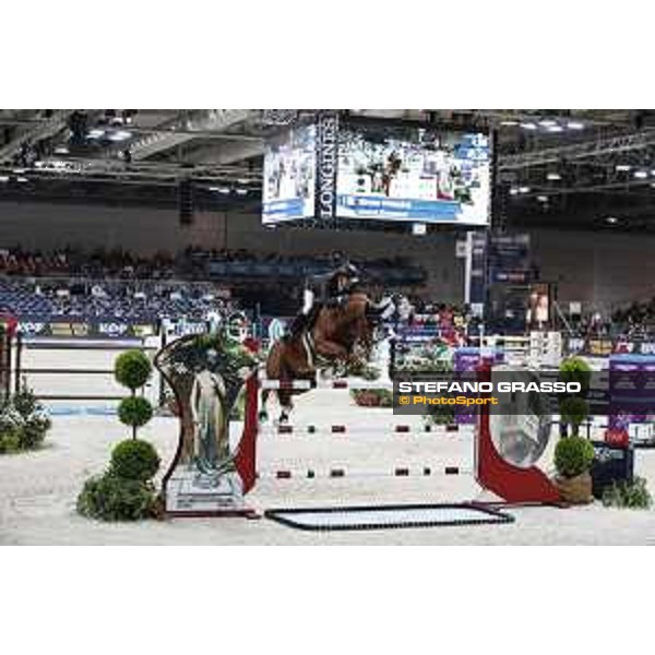 Jumping Verona - Grand prix - Simon Delestre of France riding Chesall Zimequest - Verona, Fieracavalli, 28 October 2018 - ph.Stefano Grasso/Jumping Verona