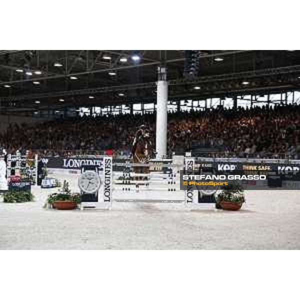 Jumping Verona - Grand prix - Simon Delestre of France riding Chesall Zimequest - Verona, Fieracavalli, 28 October 2018 - ph.Stefano Grasso/Jumping Verona